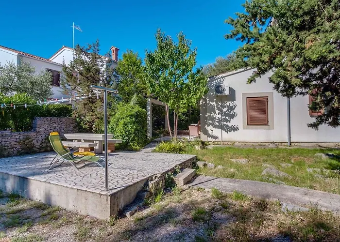 Apartment In 38399 Mali Losinj