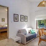 In 38399 * מאלי לוסיניי